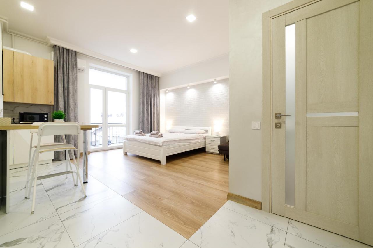 Lux Apartments Lvov Exteriér fotografie