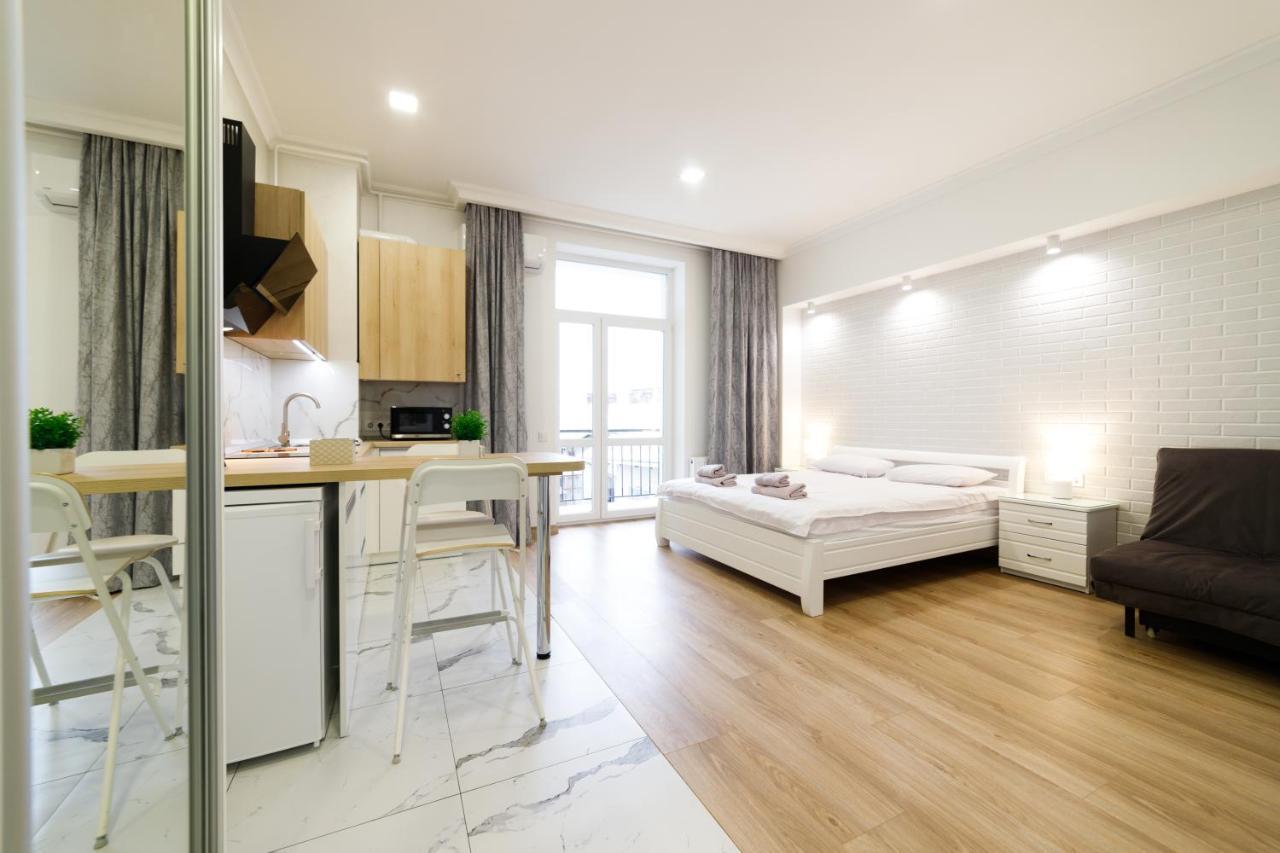 Lux Apartments Lvov Exteriér fotografie